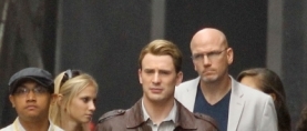 Chris Evans on the set of the AVENGERS