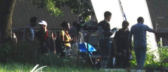 ‘MAN OF STEEL’ set photos show SUPERMAN and GENERAL ZOD on the Kent Farm