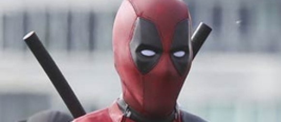 New set photo of Ryan Reynolds as Deadpool